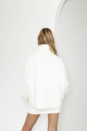 Winnie jumper- White