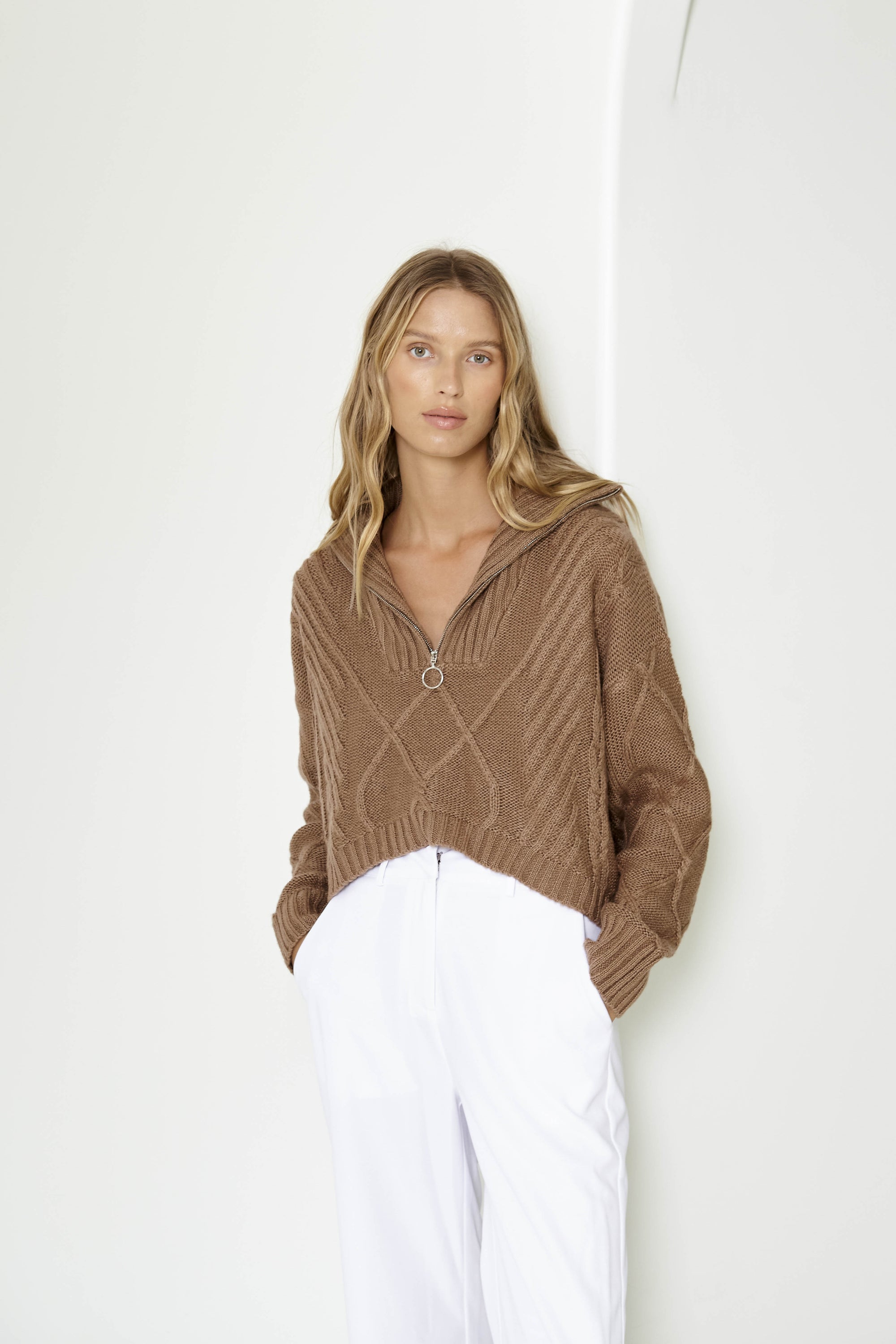 Jax Crop jumper- Mocha